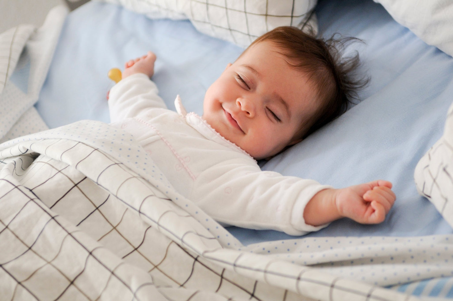 Sommerzeit & Babyschlaf – So gelingt die sanfte Umstellung - BergBiber GmbH