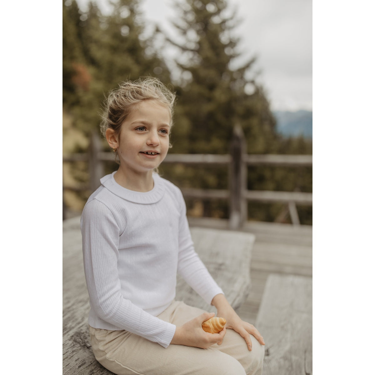 Pointelle-Longsleeve mit Rüschendetail – Ansicht 3