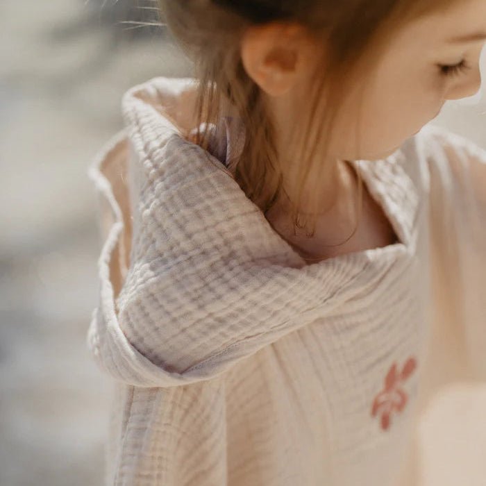 Muslin Poncho Sunshine and Wildflowers with Frills - BergBiber GmbH