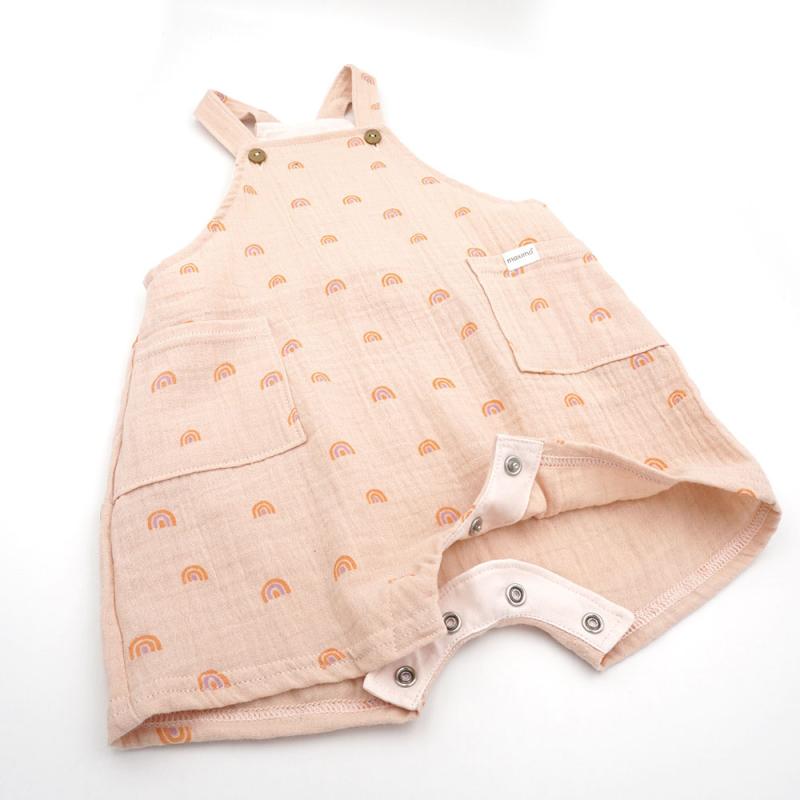 Baby-Latzshorts aus Musselin