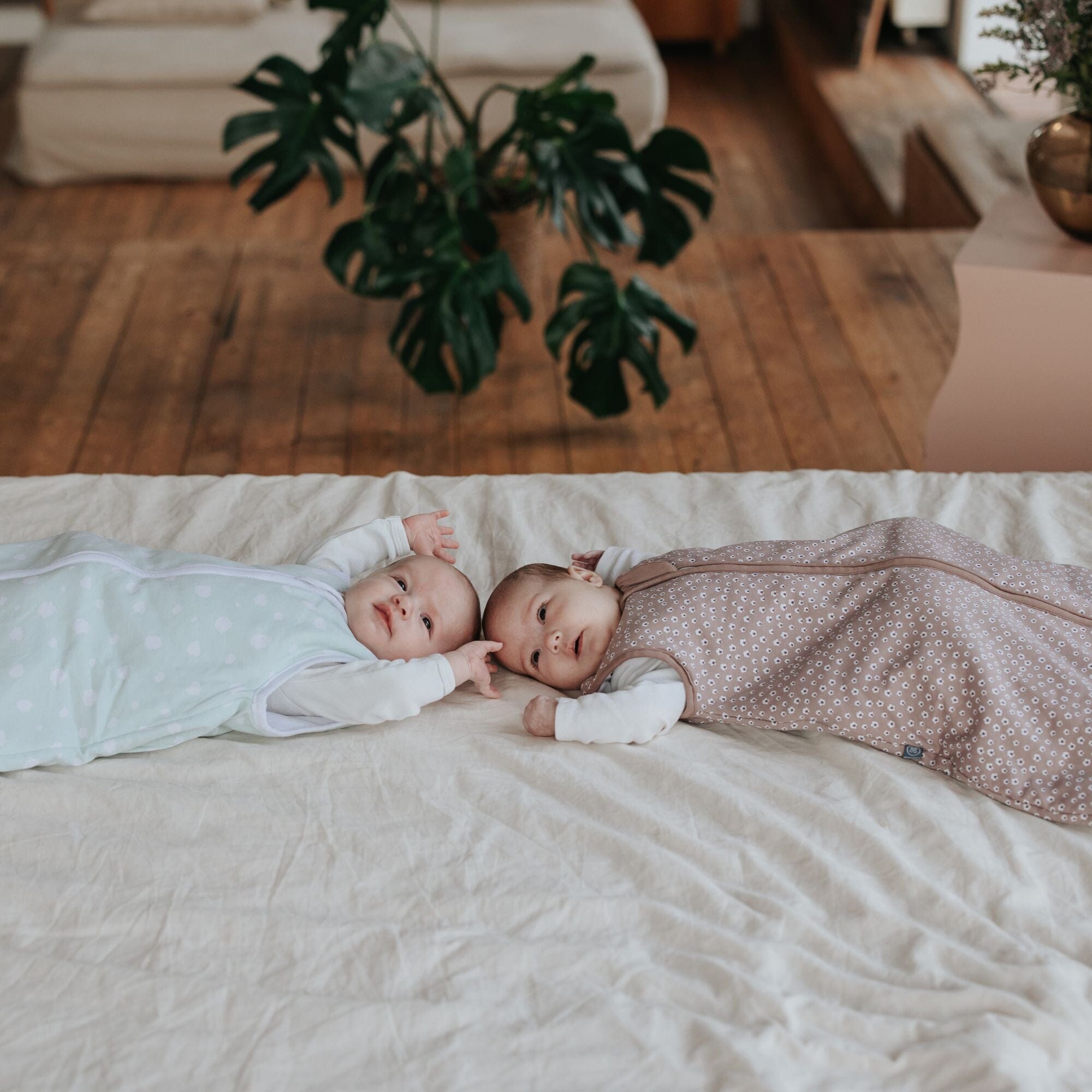 emma & noah Schlafsack 2.5 TOG Blume Berry – Ansicht 4